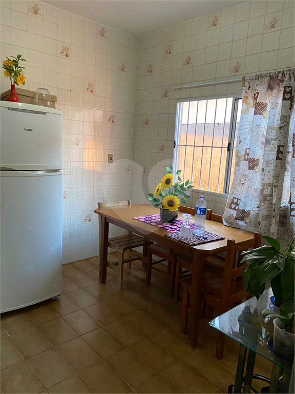 Casa à venda com 3 quartos, 80m² - Foto 12