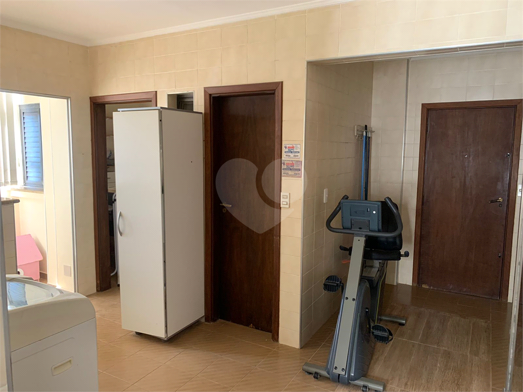 Apartamento à venda e aluguel com 4 quartos, 189m² - Foto 17