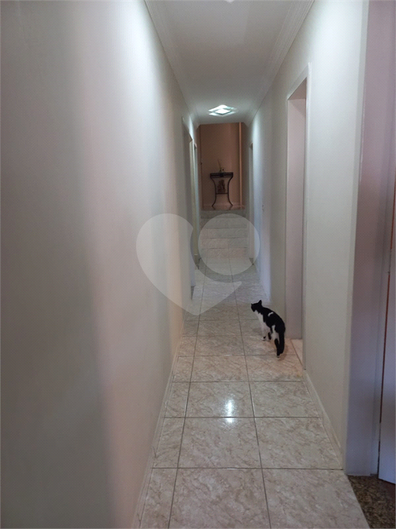 Excelente Sobrado, terreno com 300 m2, 04 dormitórios, sendo 02 suítes
