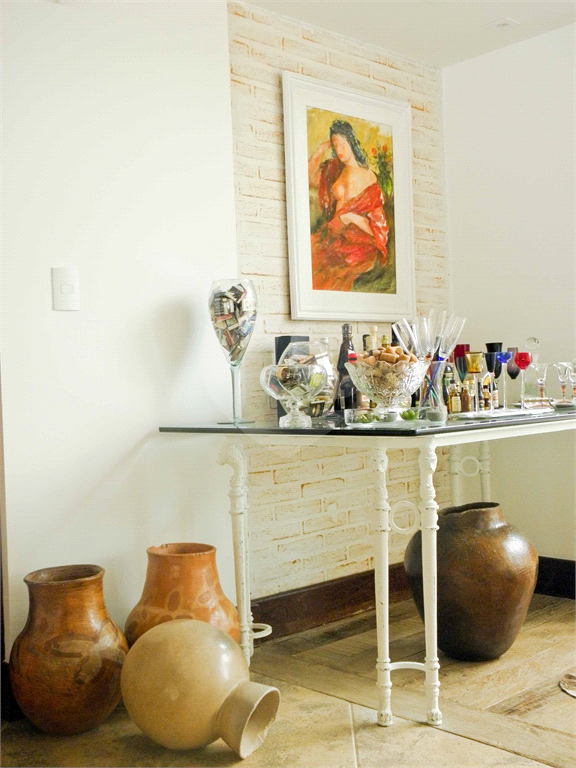 Casa à Venda Alto Padrão em Itanhaém, 4 suítes, closet, piscina, sauna, ateliê, varanda gourmet