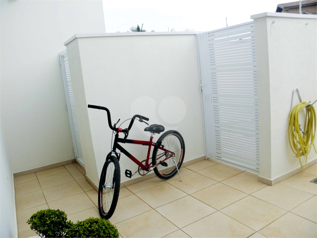 Casa à Venda Alto Padrão em Itanhaém, 4 suítes, closet, piscina, sauna, ateliê, varanda gourmet