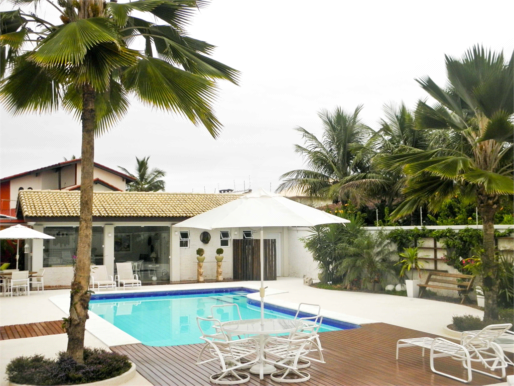 Casa à Venda Alto Padrão em Itanhaém, 4 suítes, closet, piscina, sauna, ateliê, varanda gourmet