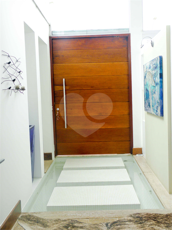 Casa à Venda Alto Padrão em Itanhaém, 4 suítes, closet, piscina, sauna, ateliê, varanda gourmet