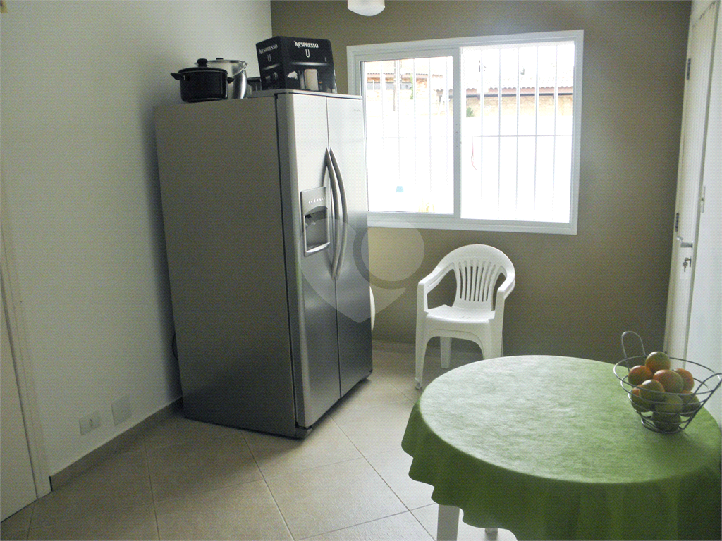 Casa à Venda Alto Padrão em Itanhaém, 4 suítes, closet, piscina, sauna, ateliê, varanda gourmet