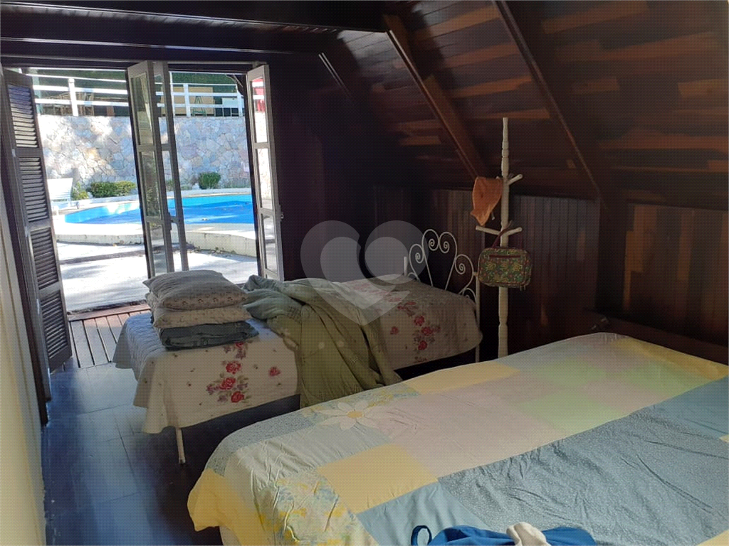 Casa de Condomínio à venda com 3 quartos, 216m² - Foto 6