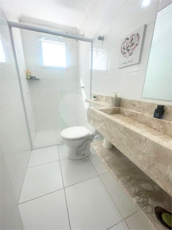 APARTAMENTO em CENTRO