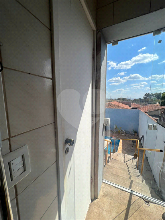 Casa à venda com 3 quartos, 130m² - Foto 14