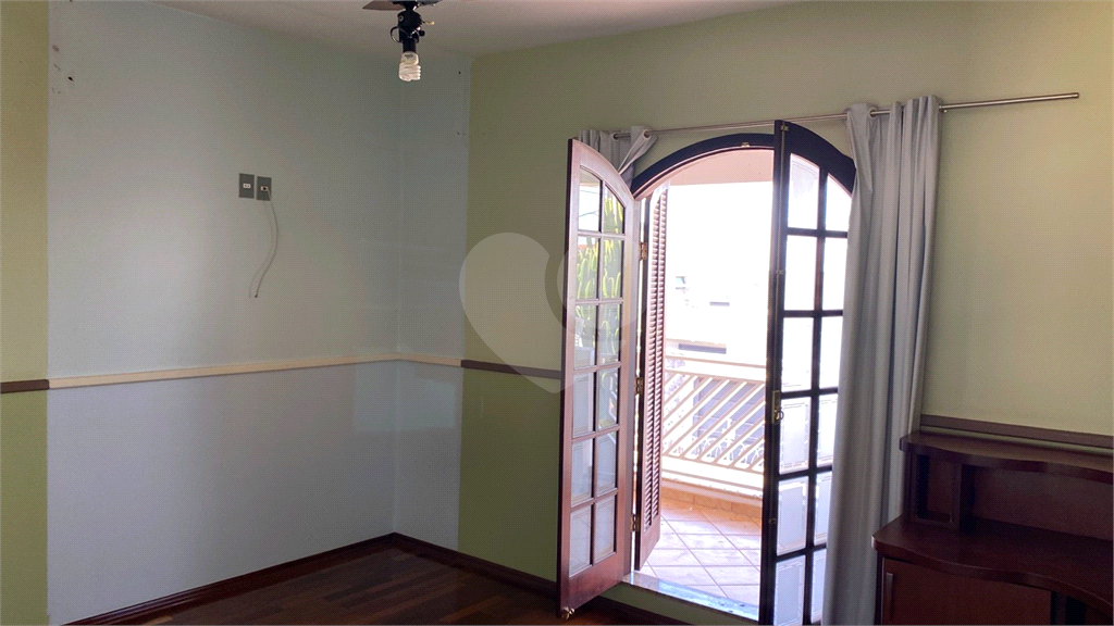 Casa à venda com 4 quartos, 309m² - Foto 22