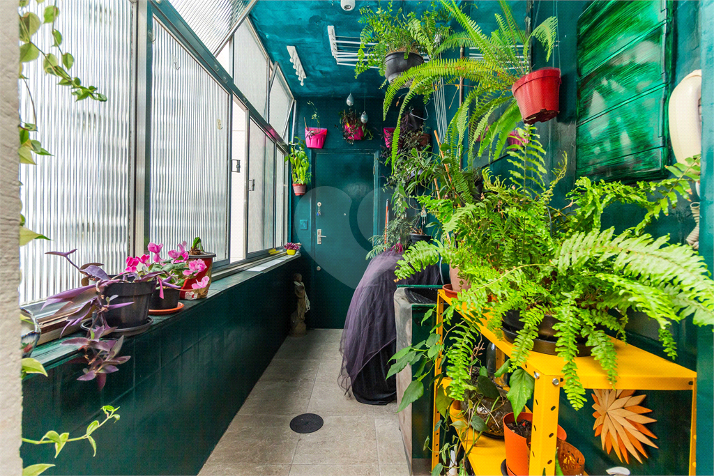 APARTAMENTO em MOEMA