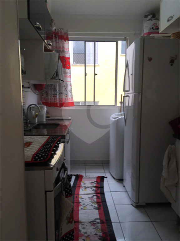 Apartamento à venda com 2 quartos, 46m² - Foto 17