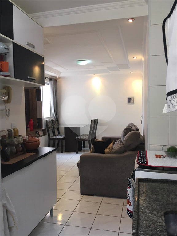 Apartamento à venda com 2 quartos, 46m² - Foto 9