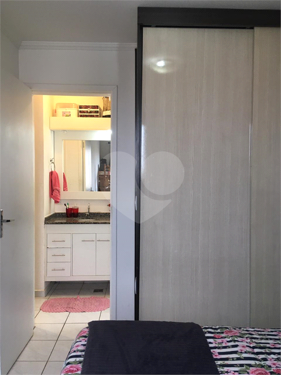 Apartamento à venda com 2 quartos, 46m² - Foto 15