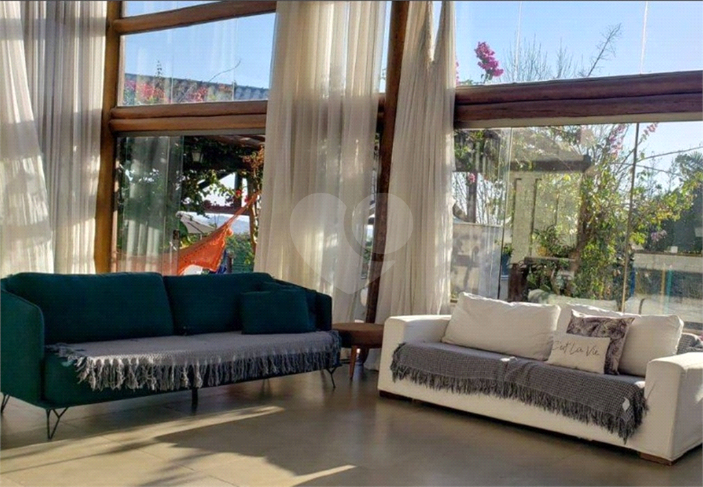 Casa de Condomínio à venda e aluguel com 5 quartos, 760m² - Foto 1