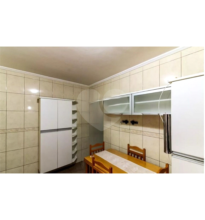 Terreno com 3 casas, em rua calma e tranquila. Acesso fácil para Santana e BarraFunda