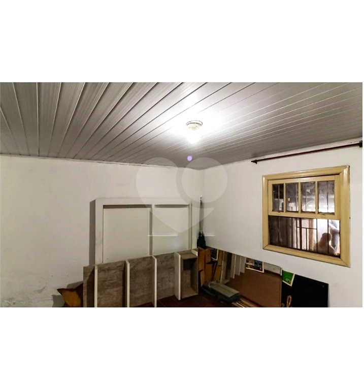 Terreno com 3 casas, em rua calma e tranquila. Acesso fácil para Santana e BarraFunda