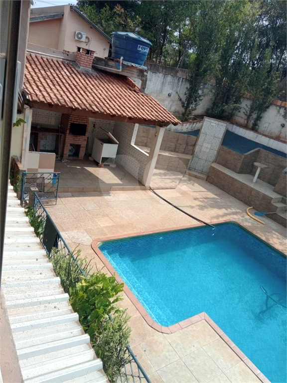 Fazenda à venda com 5 quartos, 400m² - Foto 1