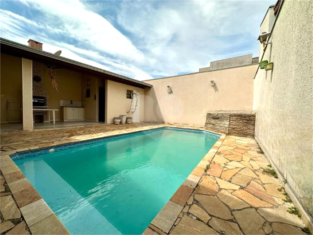 CASA TERREA 4 QUARTOS SENDO 1 SUITE -200 METROS CONSTRUÍDOS - PAULICEIA - CAMPINAS