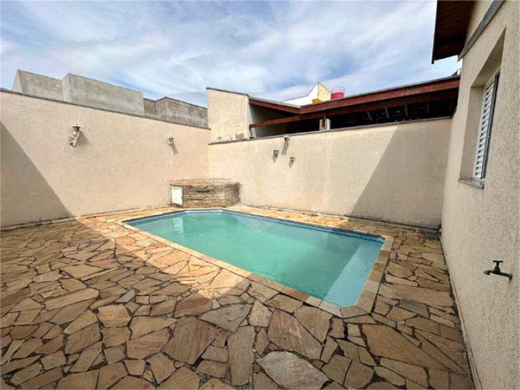 CASA TERREA 4 QUARTOS SENDO 1 SUITE -200 METROS CONSTRUÍDOS - PAULICEIA - CAMPINAS