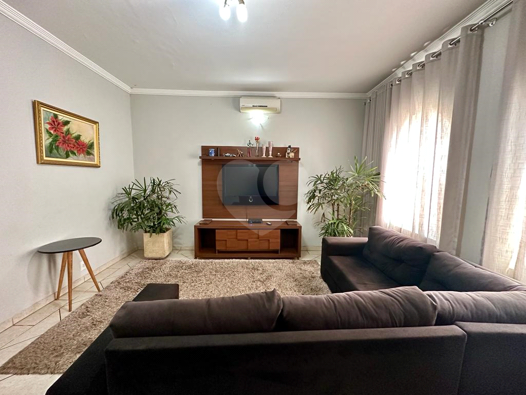 CASA TERREA 4 QUARTOS SENDO 1 SUITE -200 METROS CONSTRUÍDOS - PAULICEIA - CAMPINAS