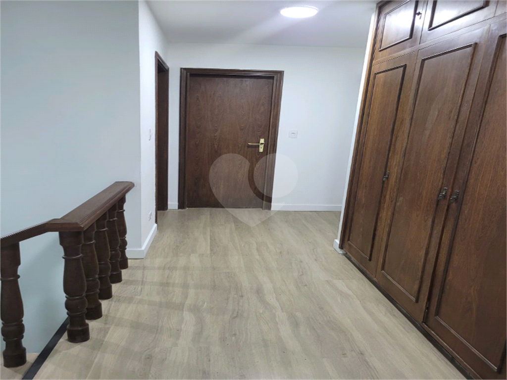 Aluga-se um lindo Sobrado Comercial na região de Moema!!