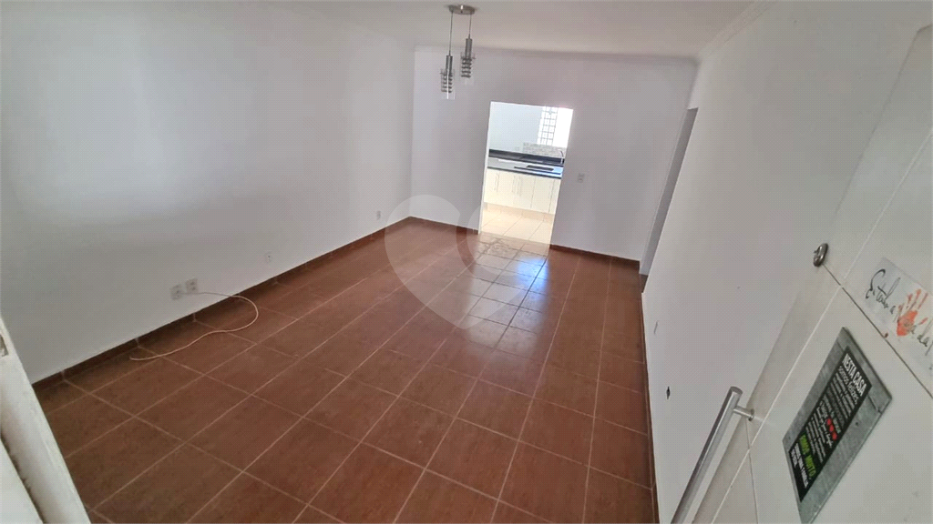 Casa terrea 3 quartos e 2 vagas  - Coladinho estação vila clarice CPTM 