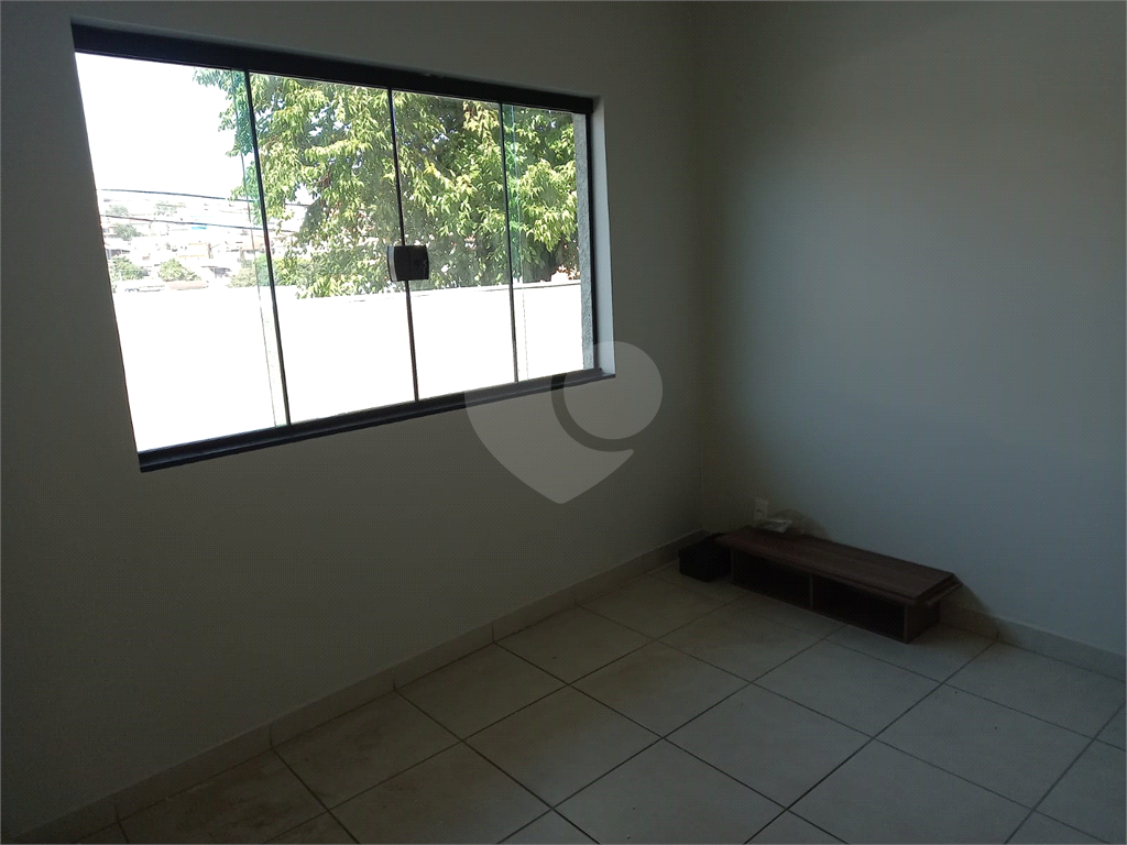 Linda casa Térrea com 2 dormitórios a venda na cidade de Bragança Paulista-SP