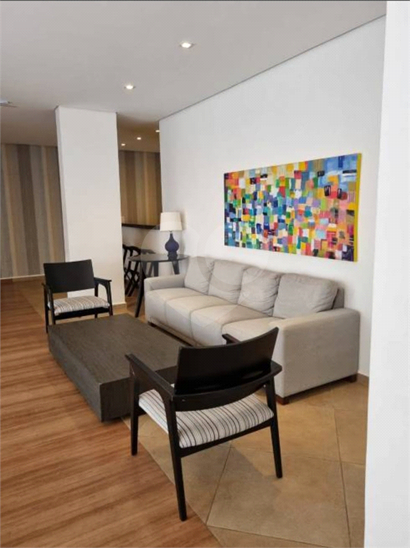 Apartamento à venda com 3 quartos, 87m² - Foto 1