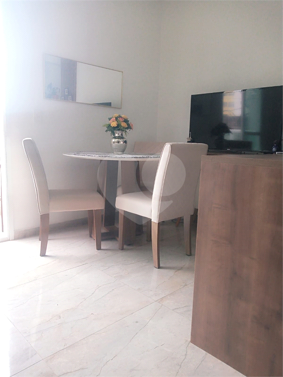 APARTAMENTO em VILA GUILHERME