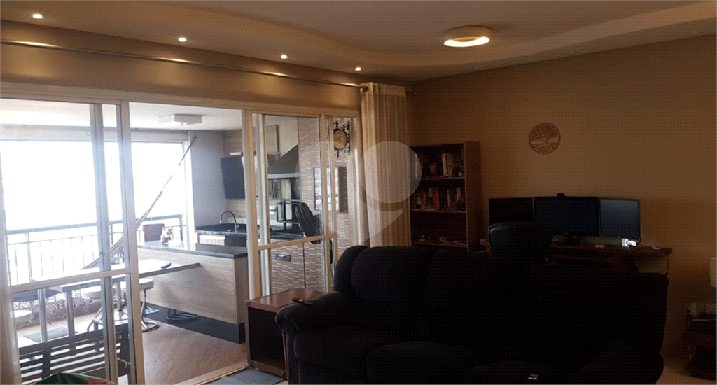 Apartamento à venda com 2 quartos, 100m² - Foto 3