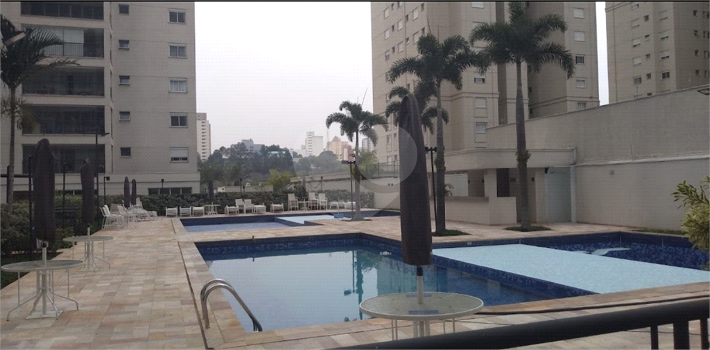 Apartamento à venda com 2 quartos, 100m² - Foto 9
