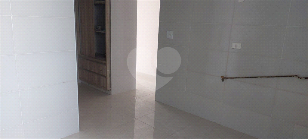 Apartamento com 3 dormitórios, 2 banheiros, próximo Estação Imigrantes