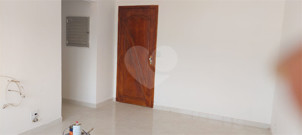 Apartamento com 3 dormitórios, 2 banheiros, próximo Estação Imigrantes
