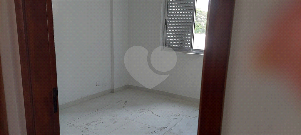 Apartamento com 3 dormitórios, 2 banheiros, próximo Estação Imigrantes
