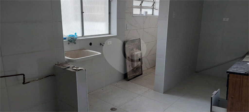Apartamento com 3 dormitórios, 2 banheiros, próximo Estação Imigrantes