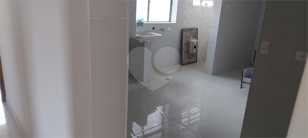Apartamento com 3 dormitórios, 2 banheiros, próximo Estação Imigrantes