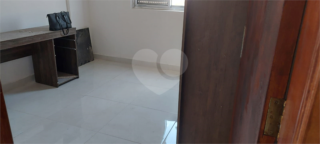 Apartamento com 3 dormitórios, 2 banheiros, próximo Estação Imigrantes