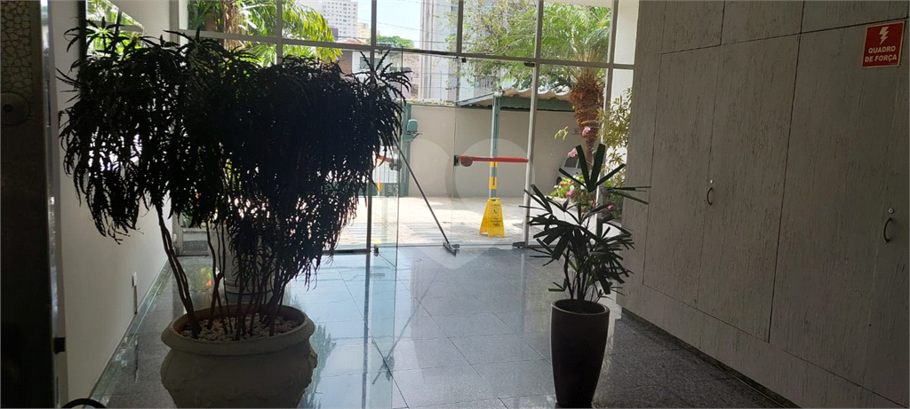 Apartamento com 3 dormitórios, 2 banheiros, próximo Estação Imigrantes