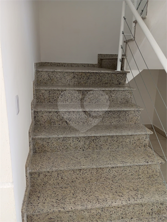 Apartamento localizado na travessa da Av.Jaçanã - térreo 2 dorms 51m2  Jaçanã