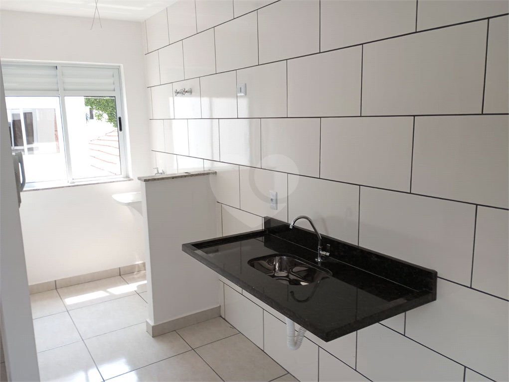 Apartamento de 48m2 localizado na Travessa da Av. Jaçanã 2 dorms 