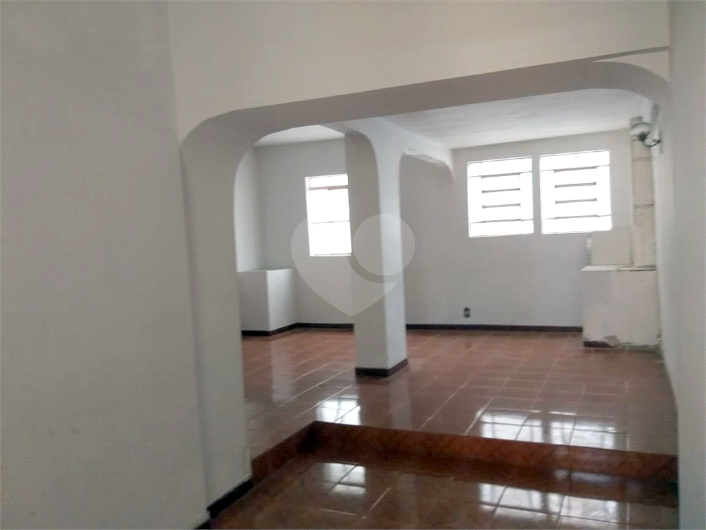 Apartamento à venda com 4 quartos, 220m² - Foto 3