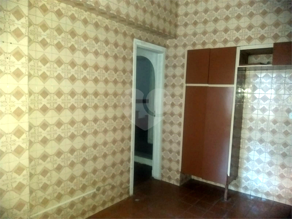 Apartamento à venda com 4 quartos, 220m² - Foto 19