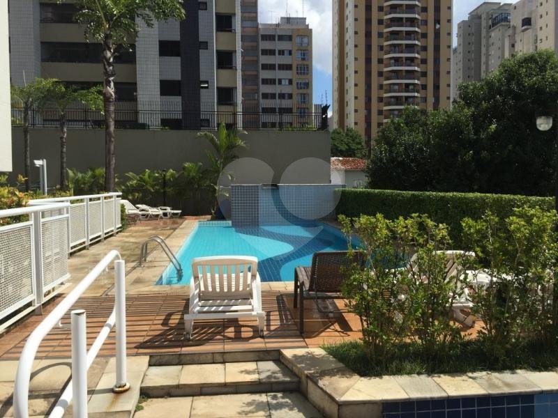 APARTAMENTO em PERDIZES