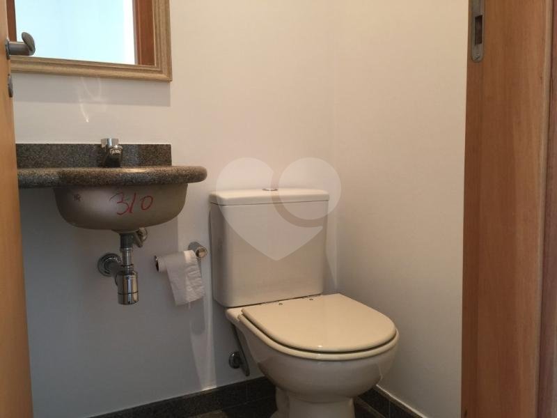 APARTAMENTO em PERDIZES