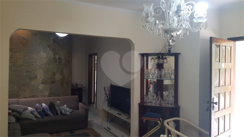 Casa à venda e aluguel com 2 quartos, 203m² - Foto 18