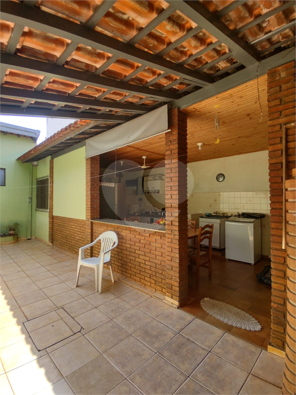 Casa à venda e aluguel com 2 quartos, 203m² - Foto 43