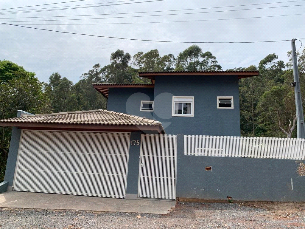 Sobrado à venda com 3 quartos, 200m² - Foto 47