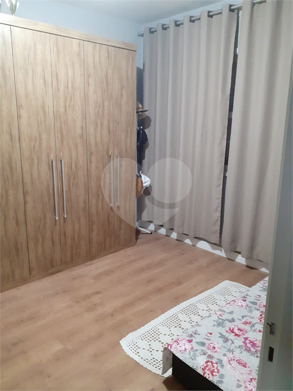 Espetacular sobrado com 6 metros de frente × 28 de fundos, fica a 300 metrô Santana,