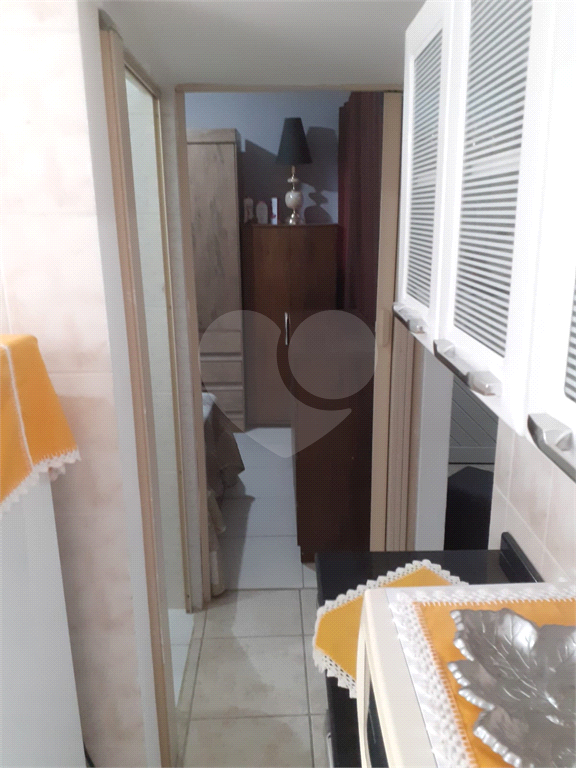 Espetacular sobrado com 6 metros de frente × 28 de fundos, fica a 300 metrô Santana,