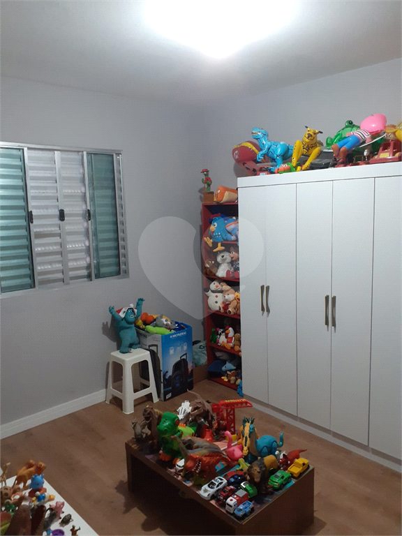 Espetacular sobrado com 6 metros de frente × 28 de fundos, fica a 300 metrô Santana,