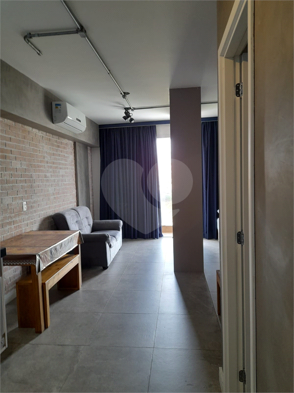 Apartamento à venda com 1 quarto, 45m² - Foto 3